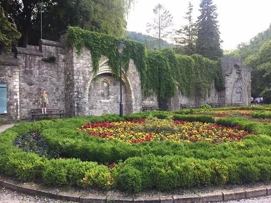 Parks & Nature