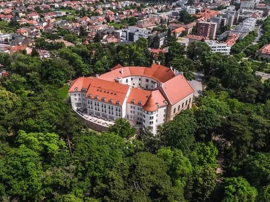 Simak Zamok Pezinok