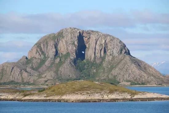 Torghatten