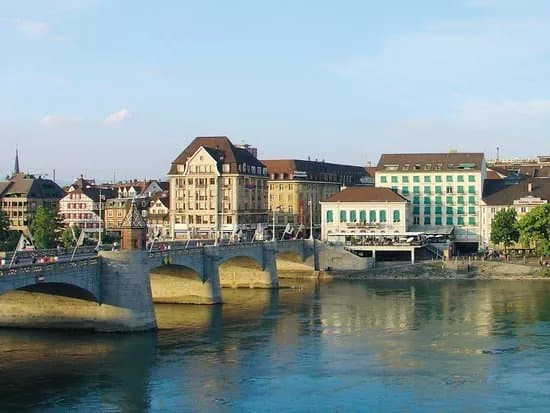 Mittlere Brucke