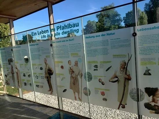 Pfahlbau Pavillon Seewalchen am Attersee