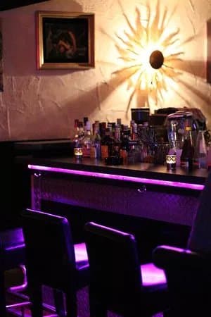 M&M Bar und Lounge
