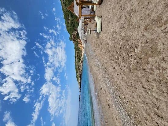 Drobni Pijesak Beach