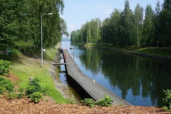 Vaaksy Canal