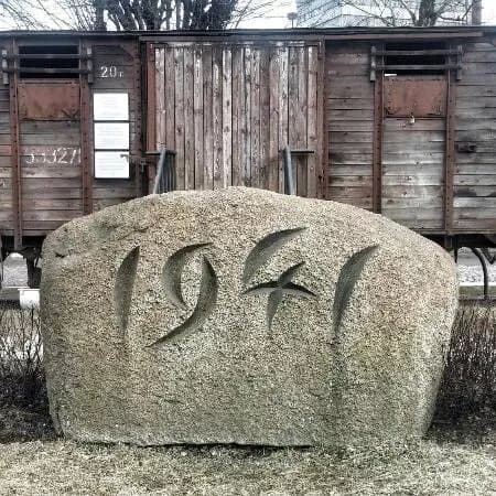 Monument to the Repressed