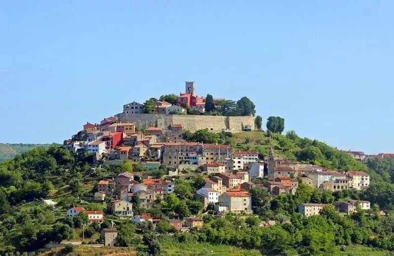 Ruin - Motovun DH, medieval stone house in truffle paradise