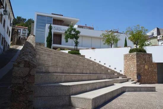 Fundacao Manuel Cargaleiro