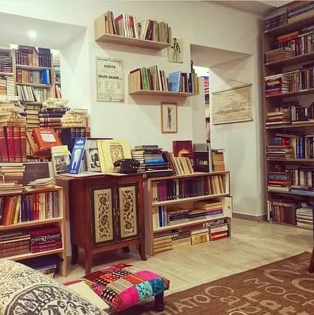 Antique Bookshop - Antikvarijat Nostrimus