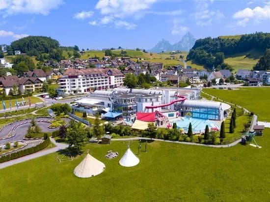Hotel Swiss Holiday Park
