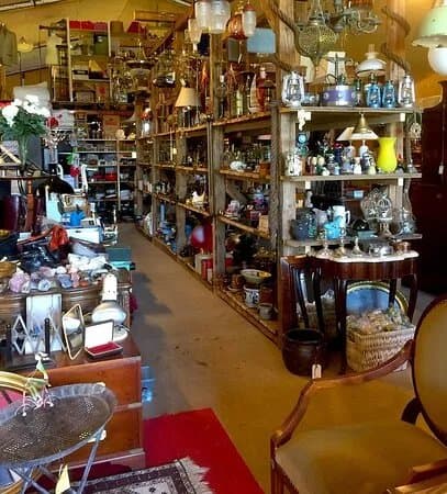 Luckners Antiques