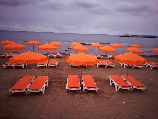 Playa De Los Tarajales