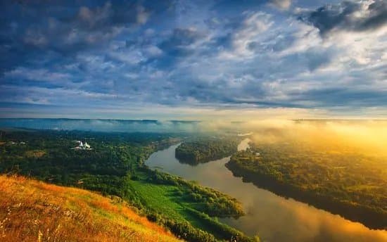 Azbuca Travel
