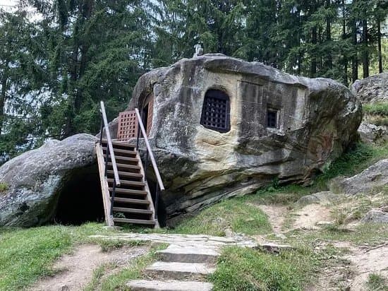 Daniil Sihastrul's Cell