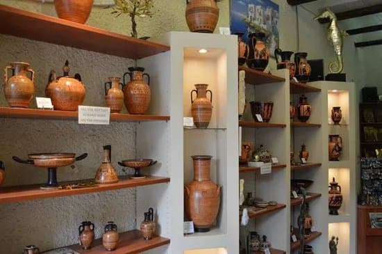 SJS Designs Ceramic workshop & Gallery