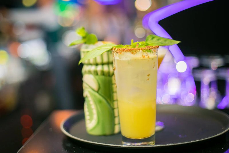 Cloud 9 Sky Bar & Lounge