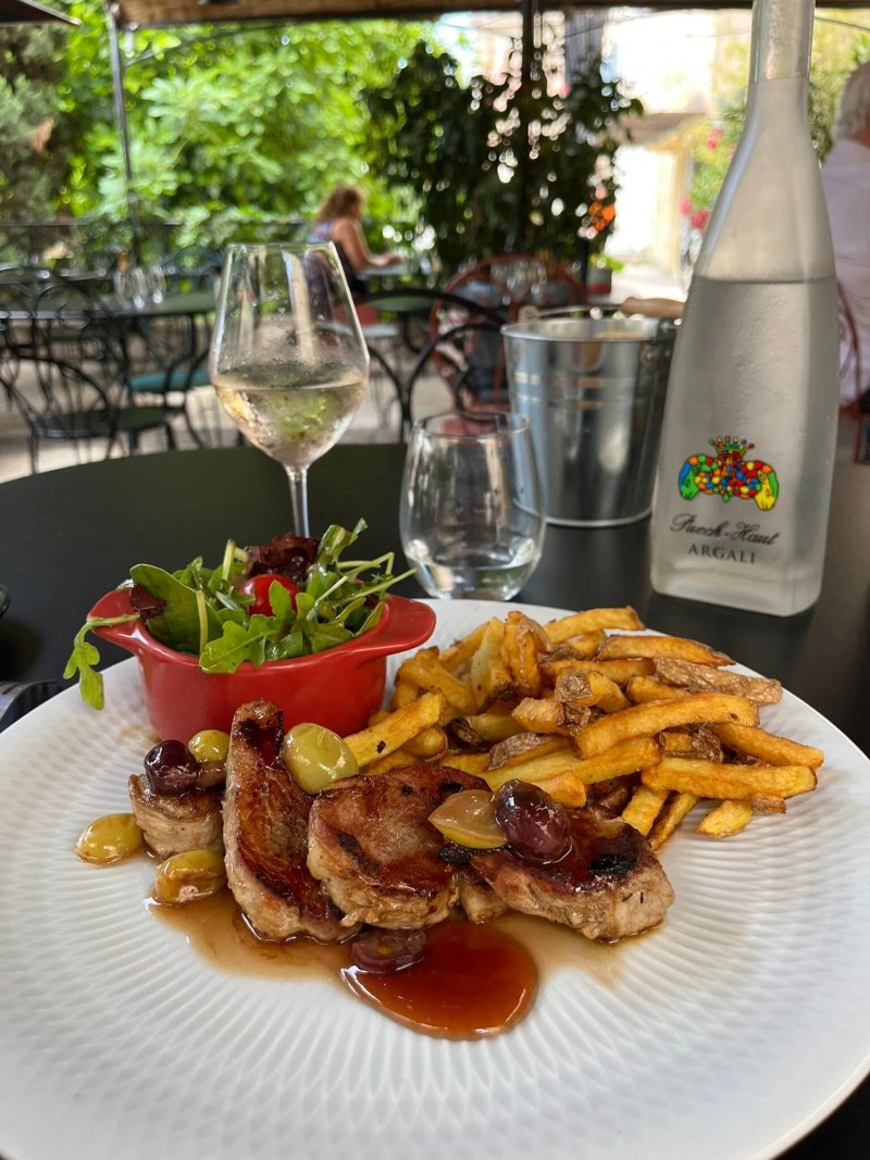 Cafe Georges - Restaurant Brasserie a Arles