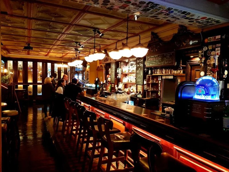 J.R. Mahon’s Craft Brewery