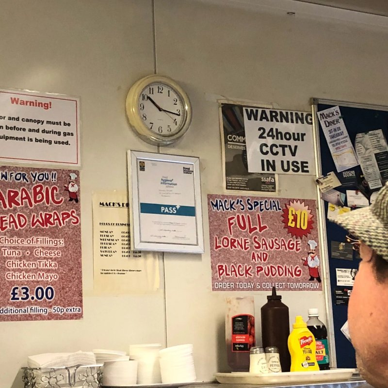 Macks Diner