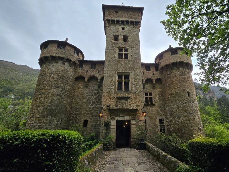 Hotel Restaurant Chateau de la Caze