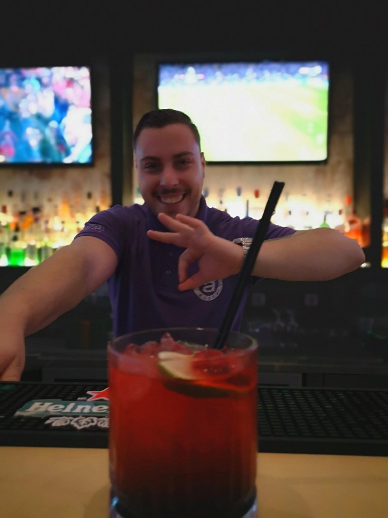 Arena Sports Bar & Grill