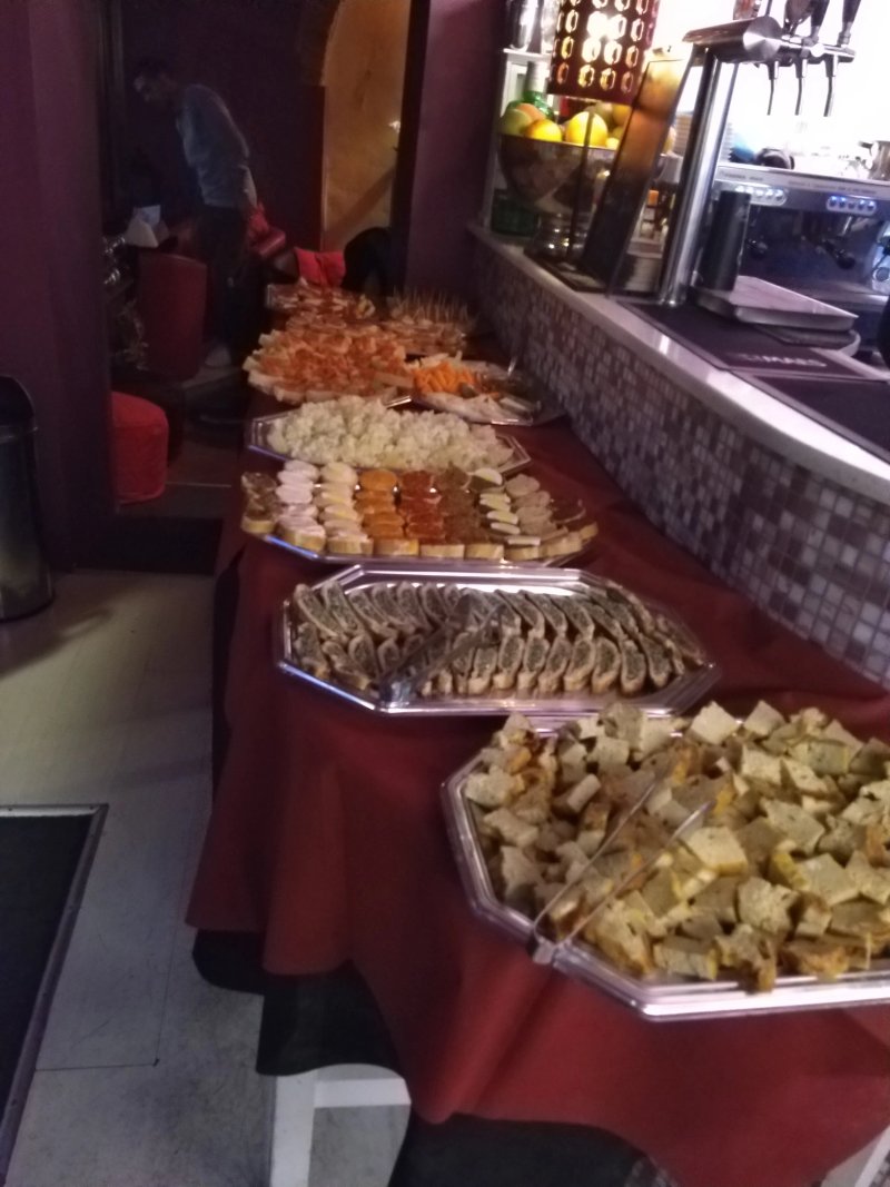 Eleven Cafe Pisa
