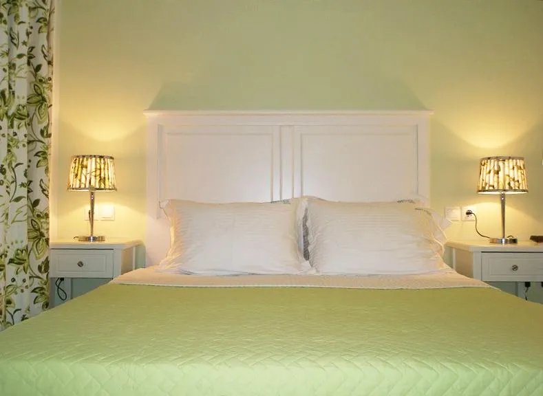 WhiteSands Beach Resort & Restaurant