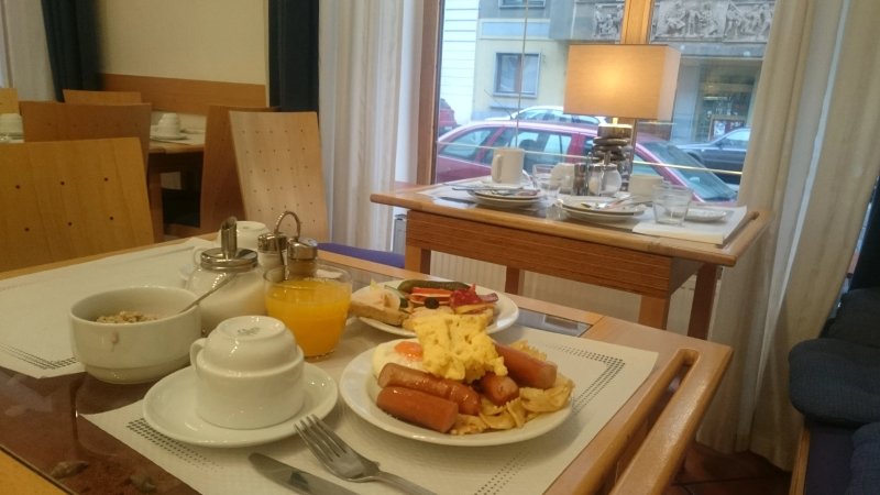 EA Hotel Tosca