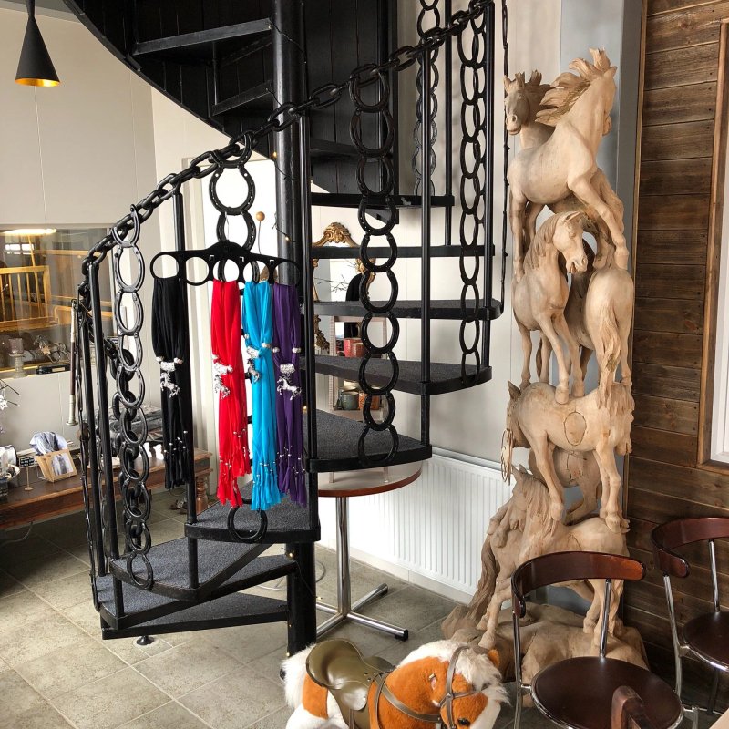 Solvangur Stable Cafe / Hestakaffihus