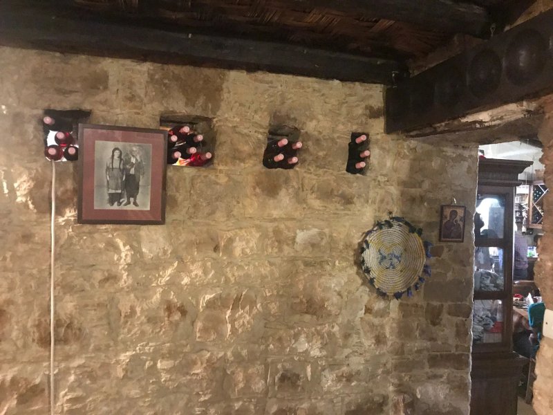 Lofou Taverna