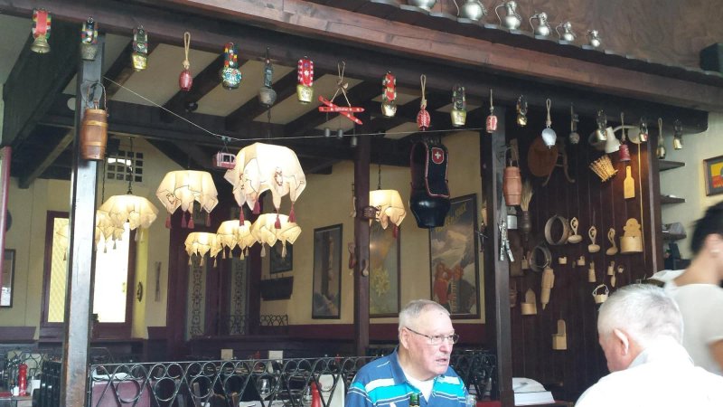 Cafe Bon Vin