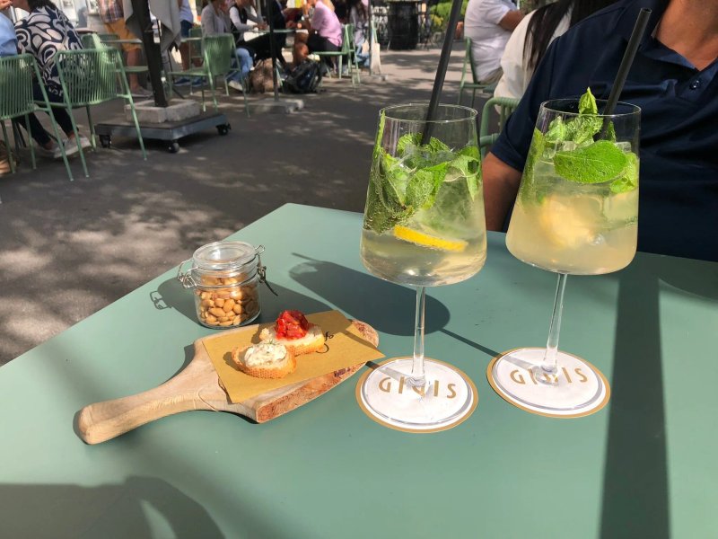 Gigis Bar