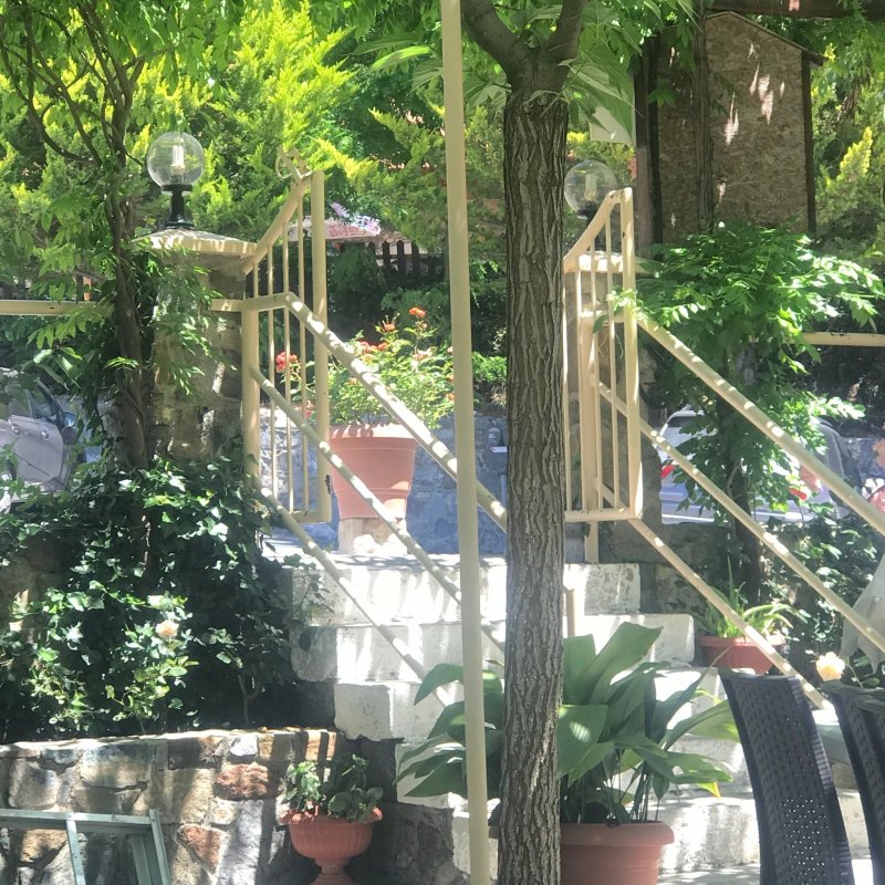 John's Restaurant