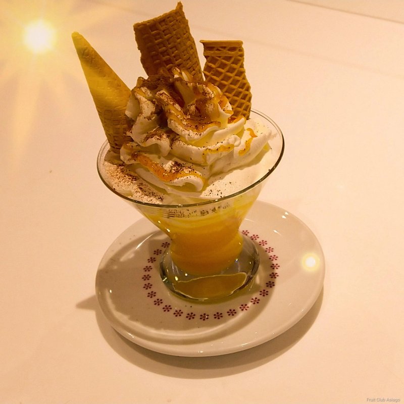 Gelateria Fruit Club