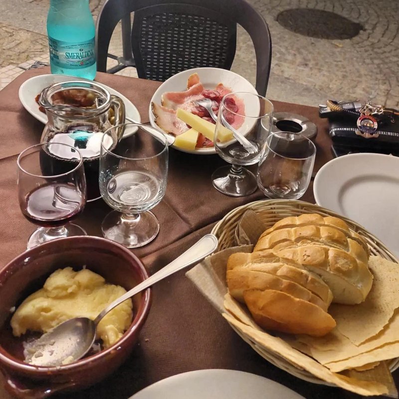 Trattoria La Gallurese