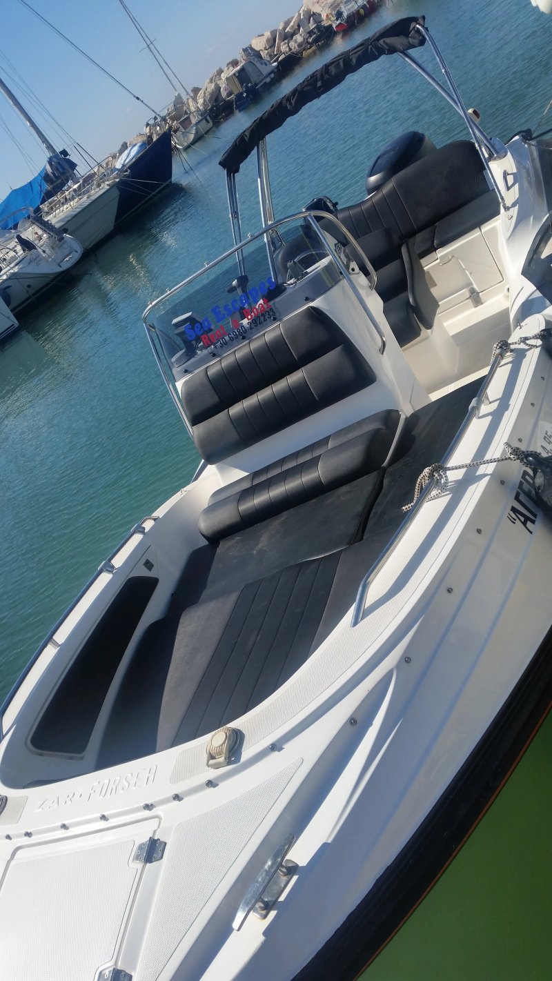 Rent a boat Sea Escapes