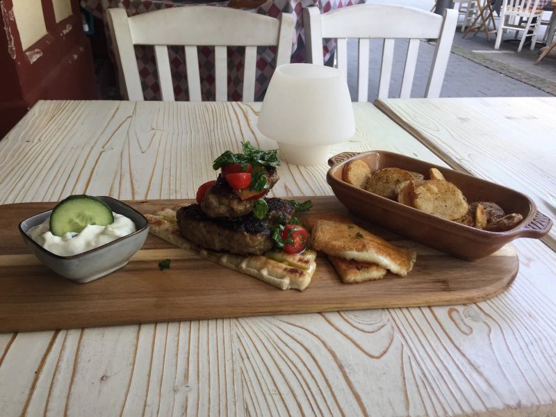 Taverna Grillbar