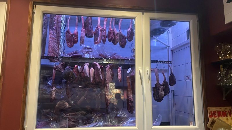 LA VIE Bistro Beef Shop