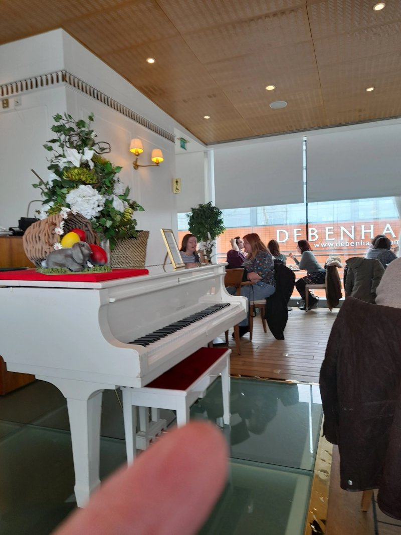 Royal Deck Tearoom