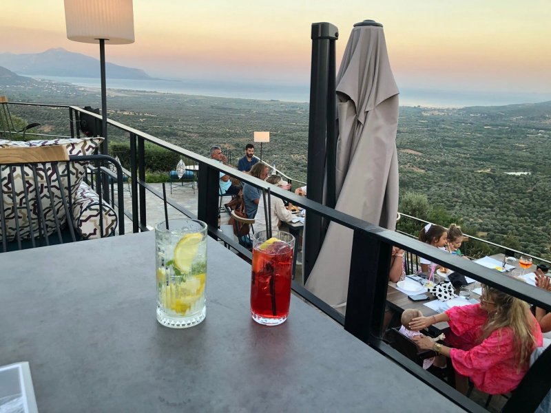Meteoro Winebar Restaurant Samos