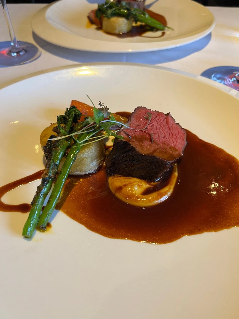Fahrenheit Restaurant