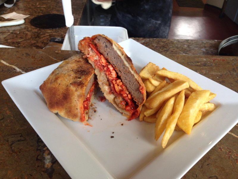 Toni's Pizzeria