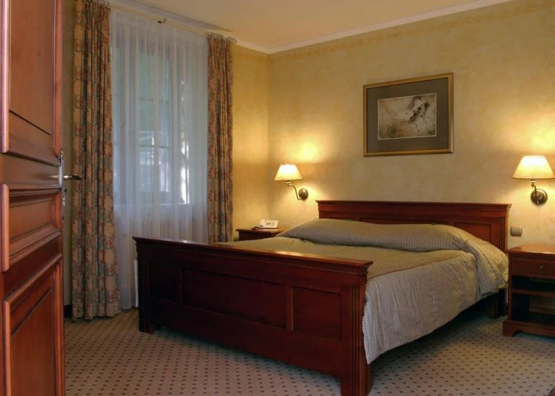 Opera Hotel