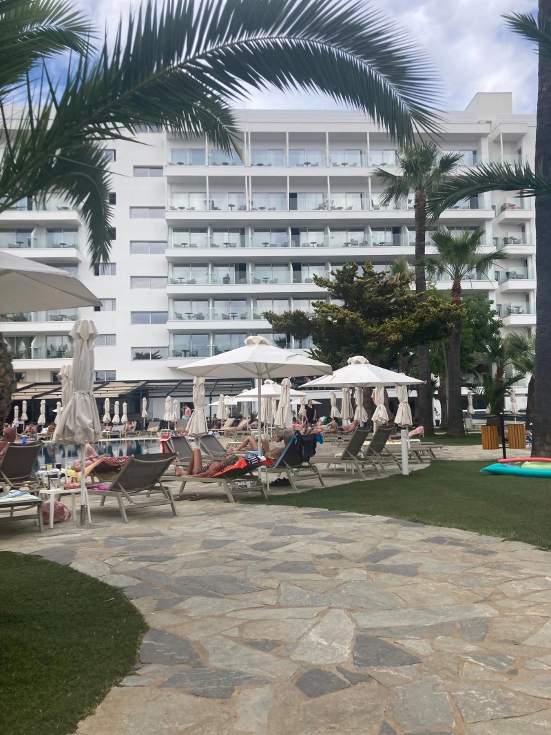 Bohemian Gardens Hotel