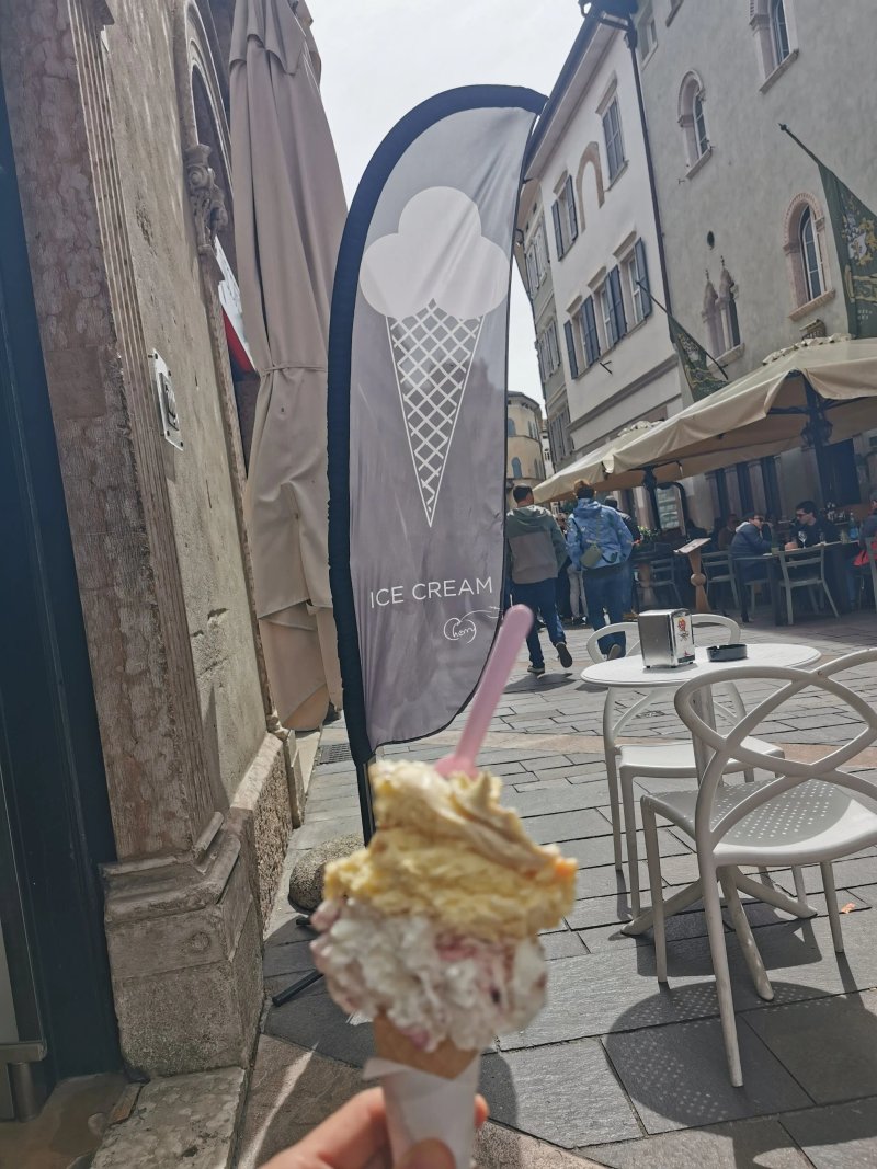 Gelateria Cherry Trento