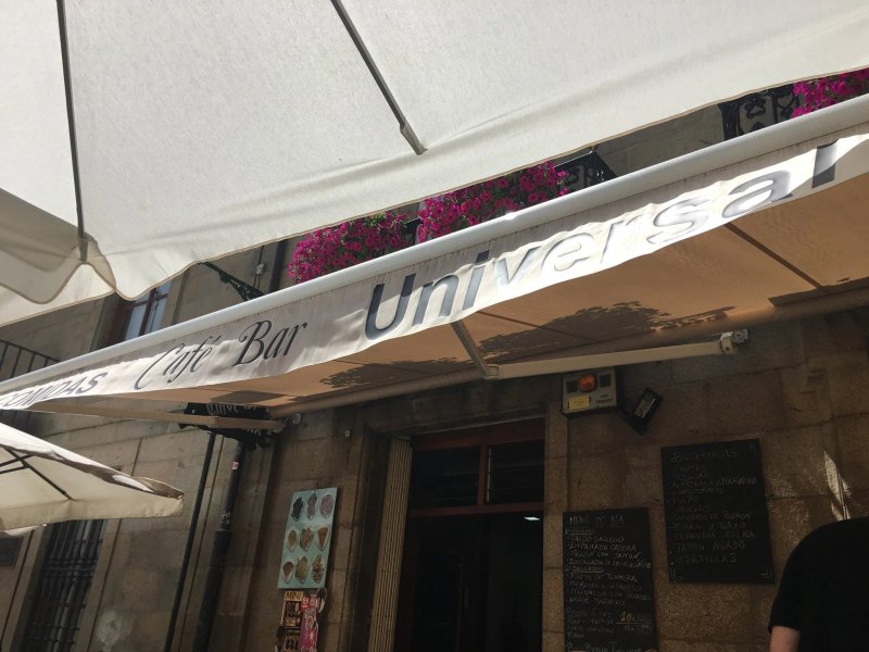 Universal Cafe Bar