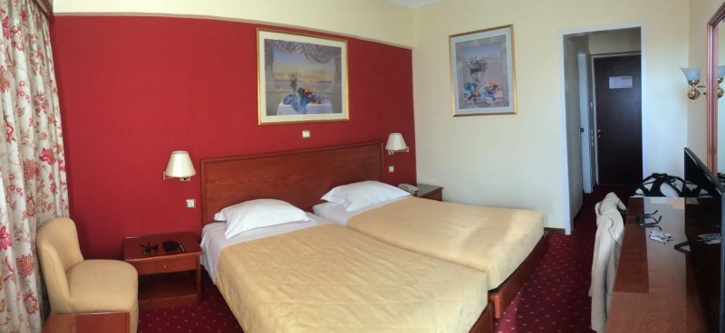 Grand Hotel