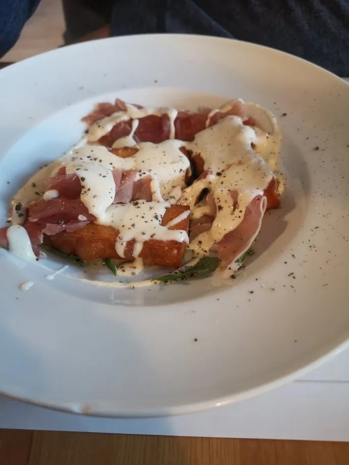 Cucina Povera Trattoria