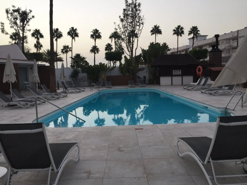 Sanom Beach Resort