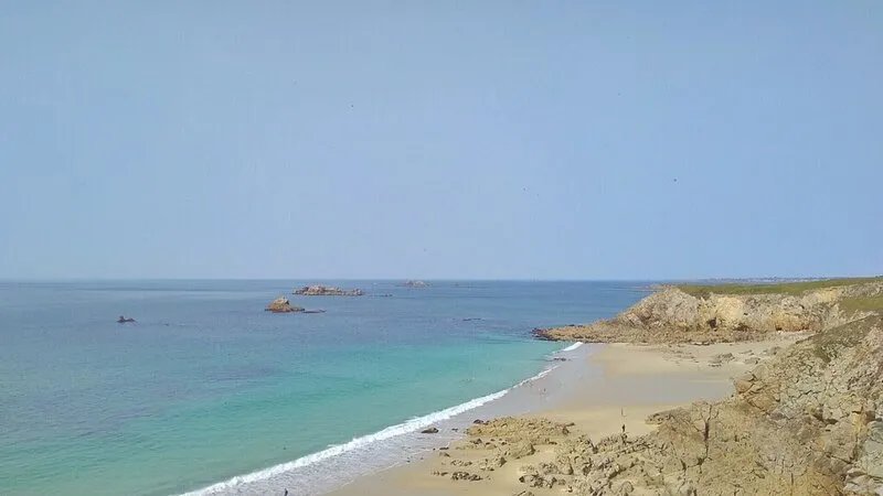 Villa vue mer Panoramique sur Ouessant et Plage de Sable à 100m