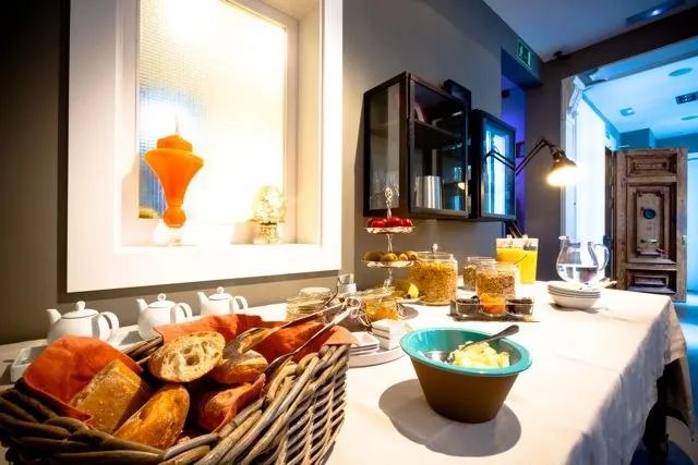 Uma Suites Pau Claris